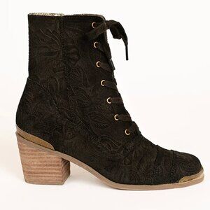 Joyfolie Bonnie Boot in Black